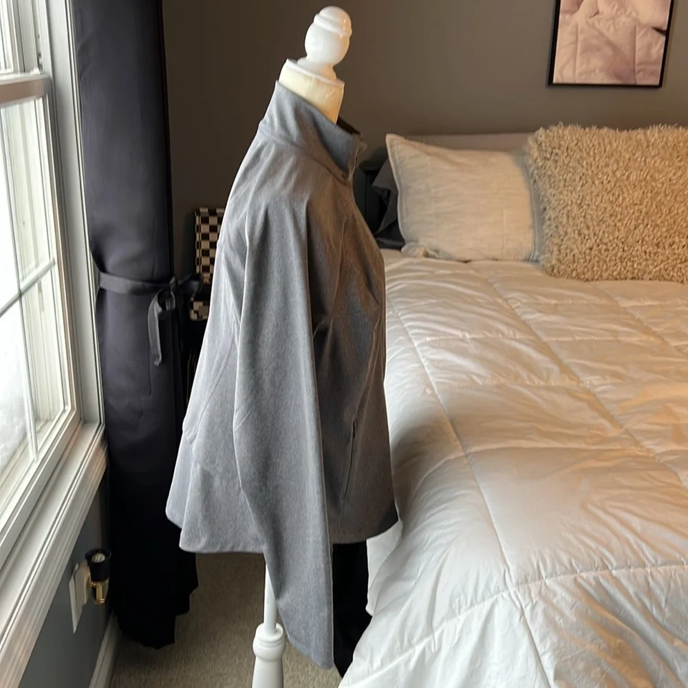 NWOT Women’s Tek Gear Ultrastretch Performance Jacket - Picture 3 of 8